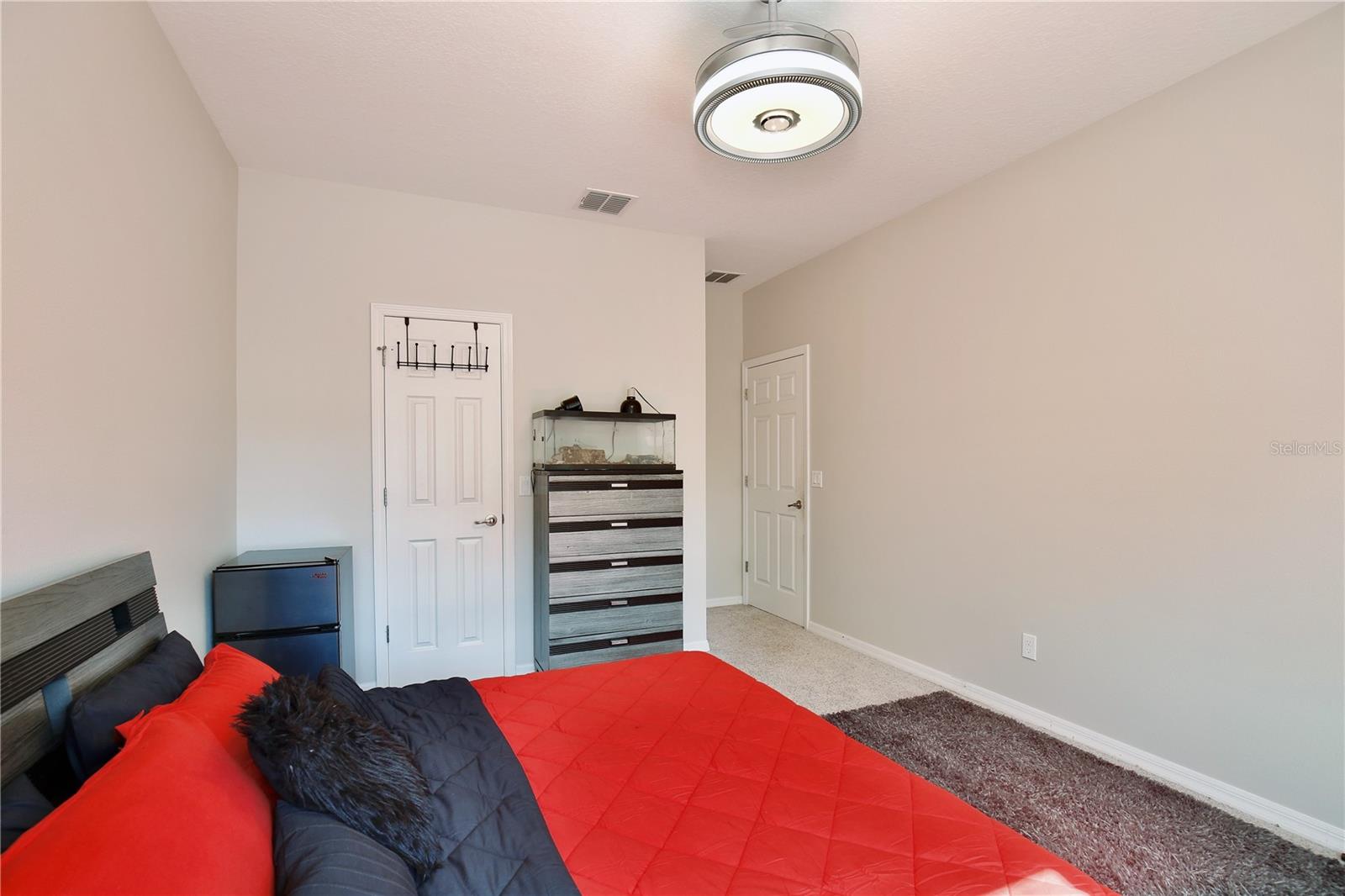 Image 35 of 65 For 450 Terravista Place