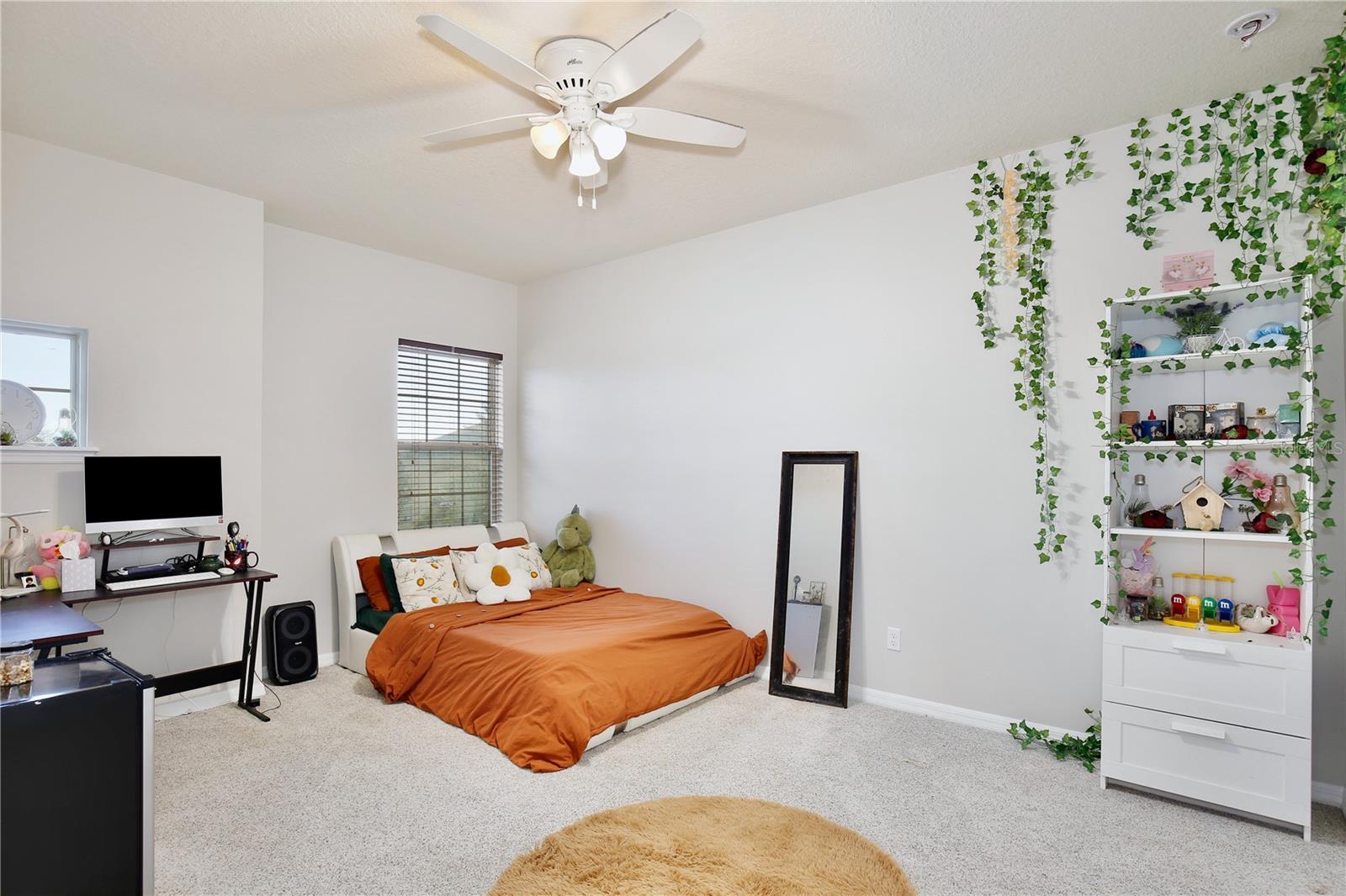 Image 37 of 65 For 450 Terravista Place