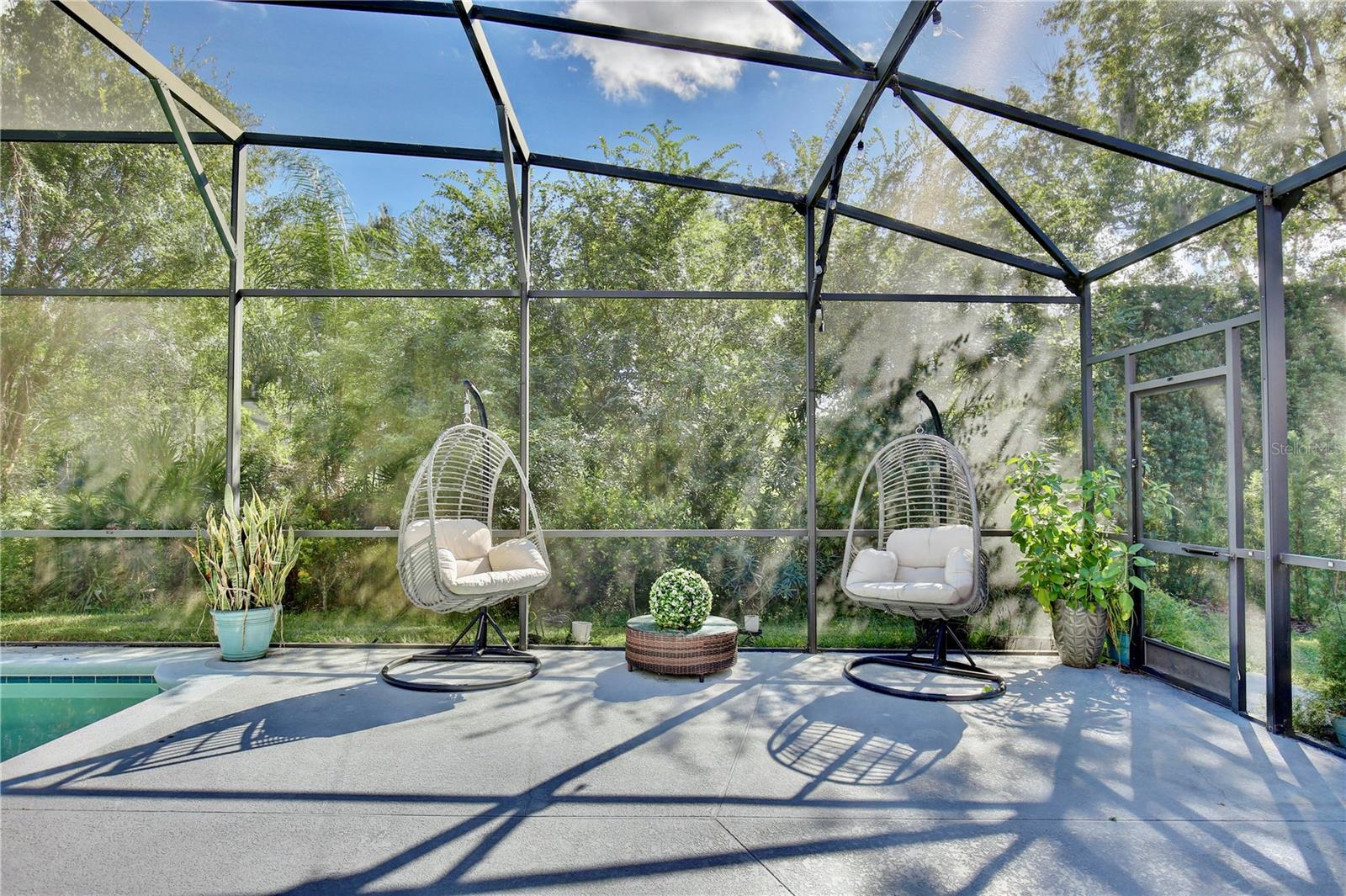 Image 41 of 65 For 450 Terravista Place