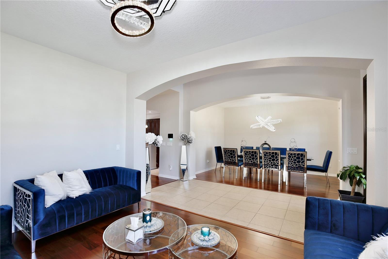 Image 8 of 65 For 450 Terravista Place