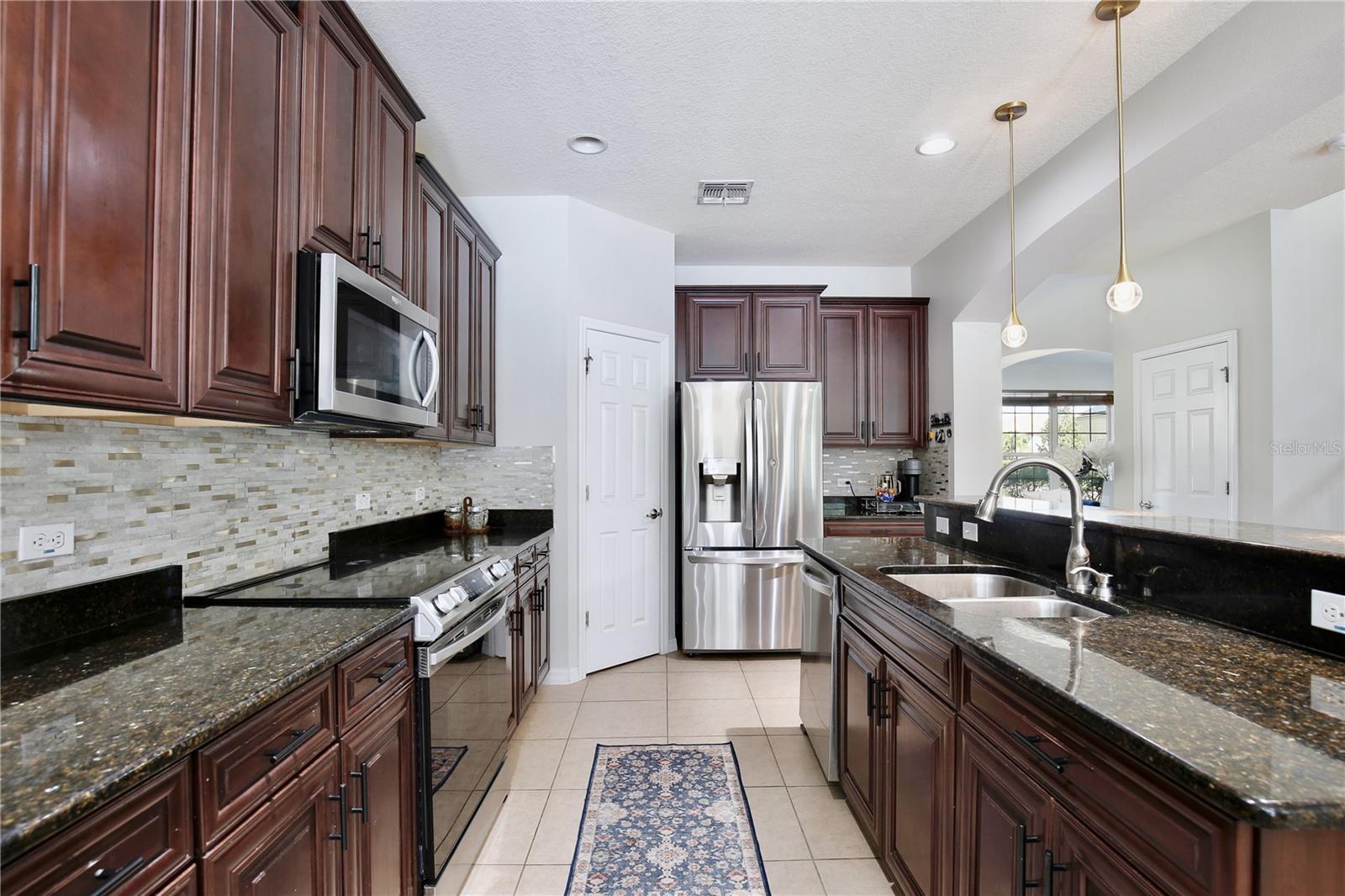 Image 9 of 65 For 450 Terravista Place