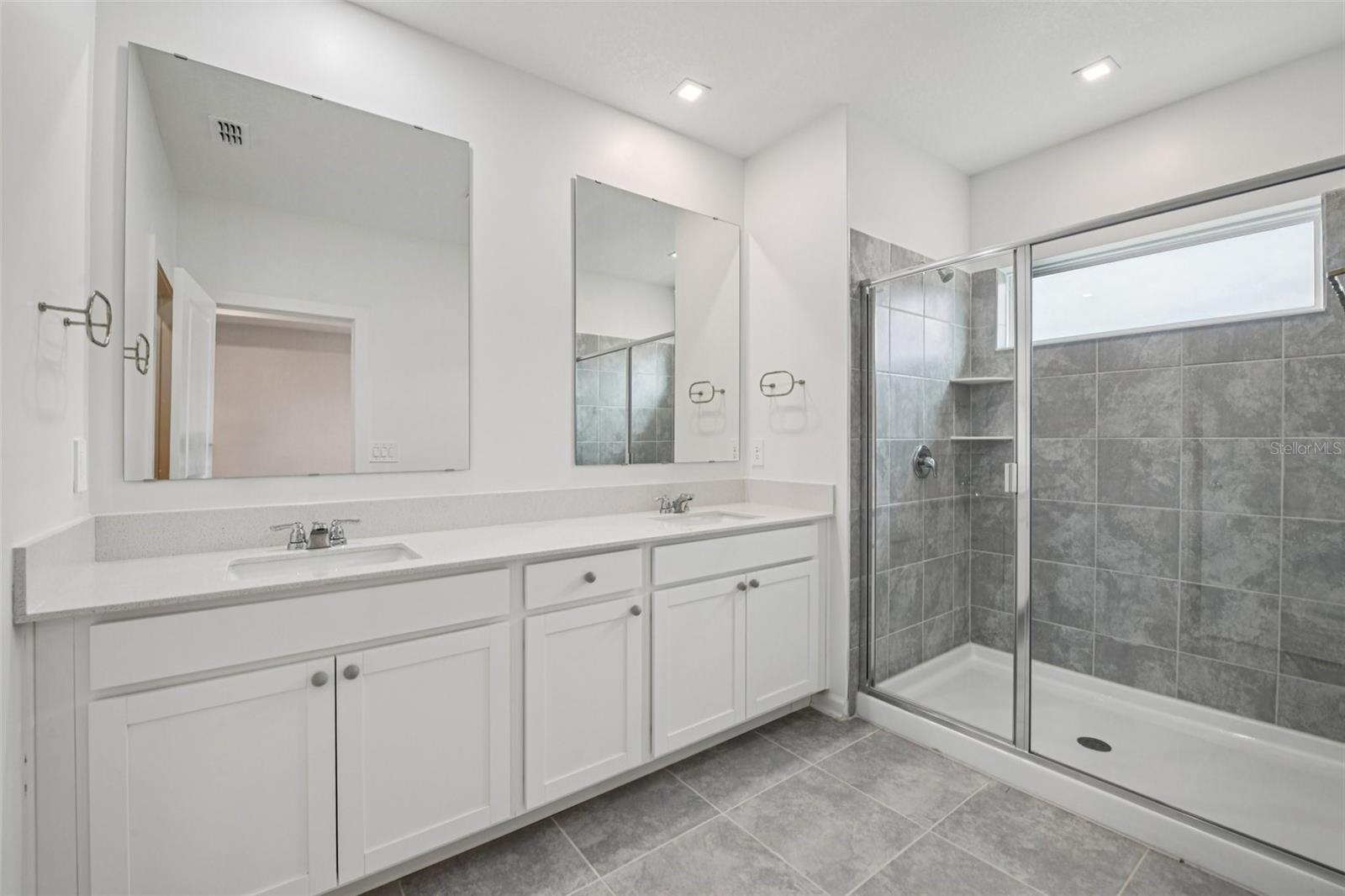 Image 31 of 43 For 6159 Peaceful Park Way