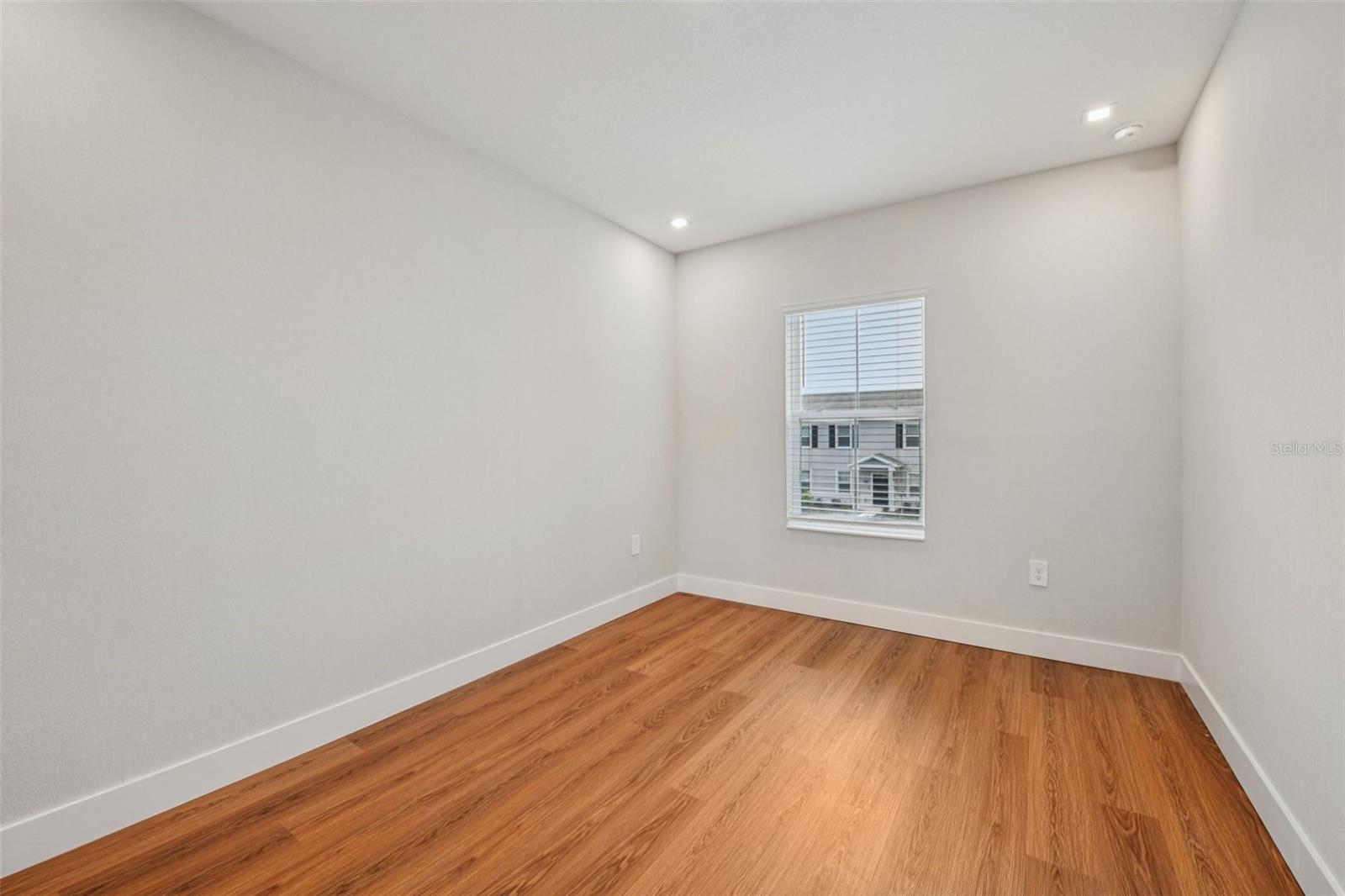 Image 35 of 43 For 6159 Peaceful Park Way