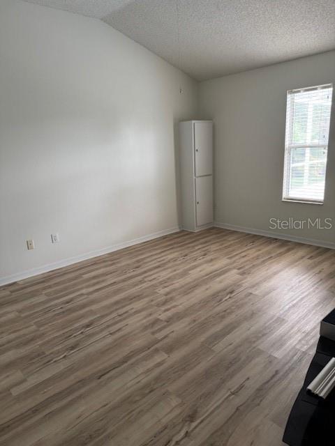 Image 17 of 26 For 903 Ramos Drive