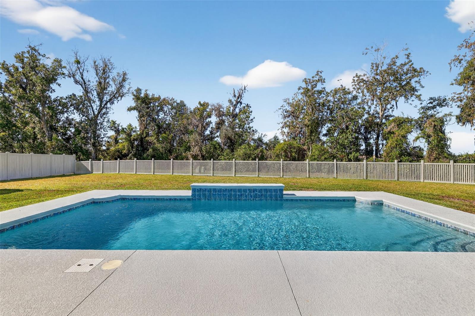 Image 2 of 23 For 2730 Alder Avenue