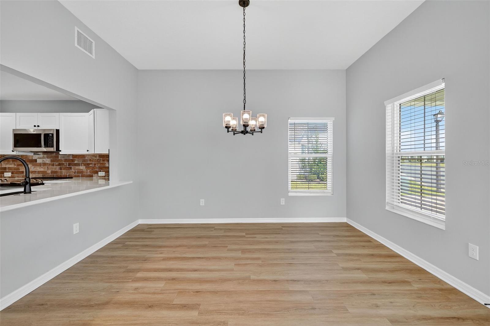 Image 7 of 23 For 2730 Alder Avenue