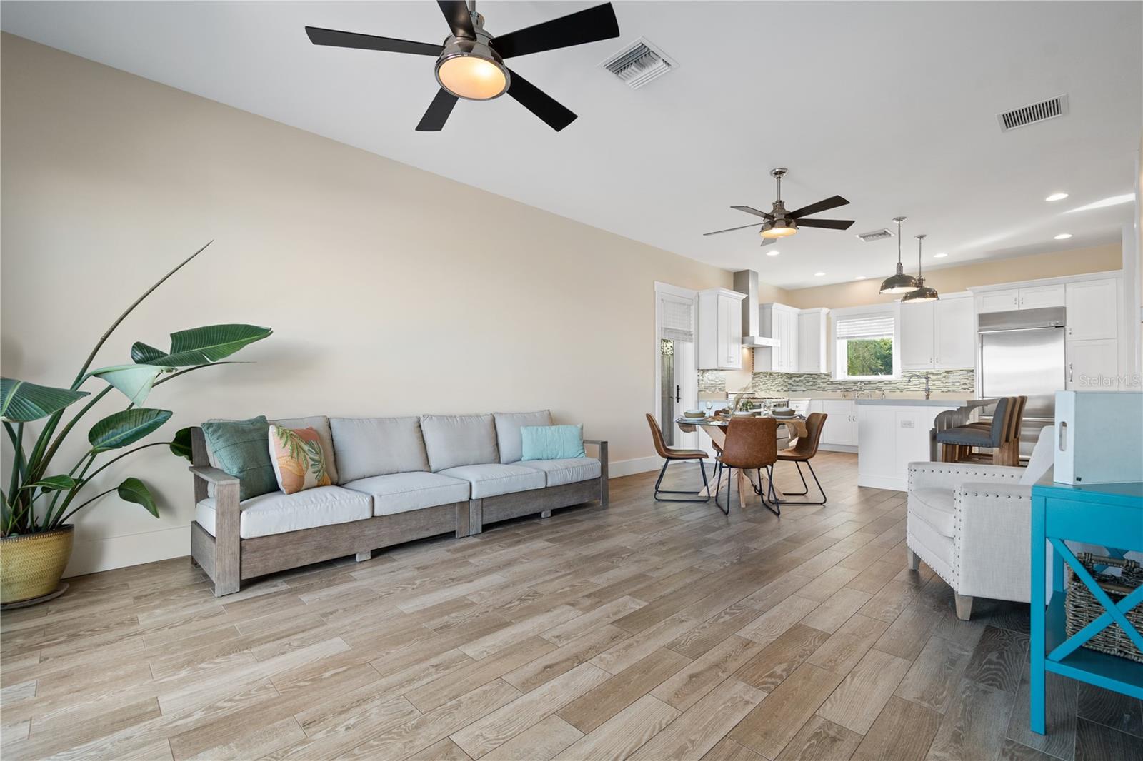 Image 12 of 45 For 2645 Atlantic Avenue