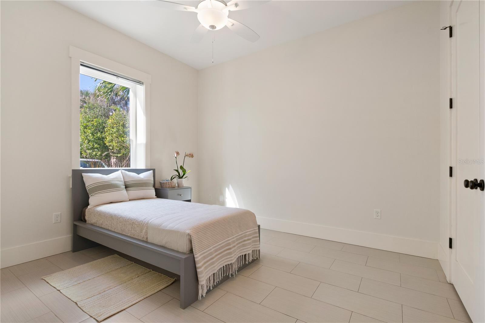 Image 27 of 45 For 2645 Atlantic Avenue