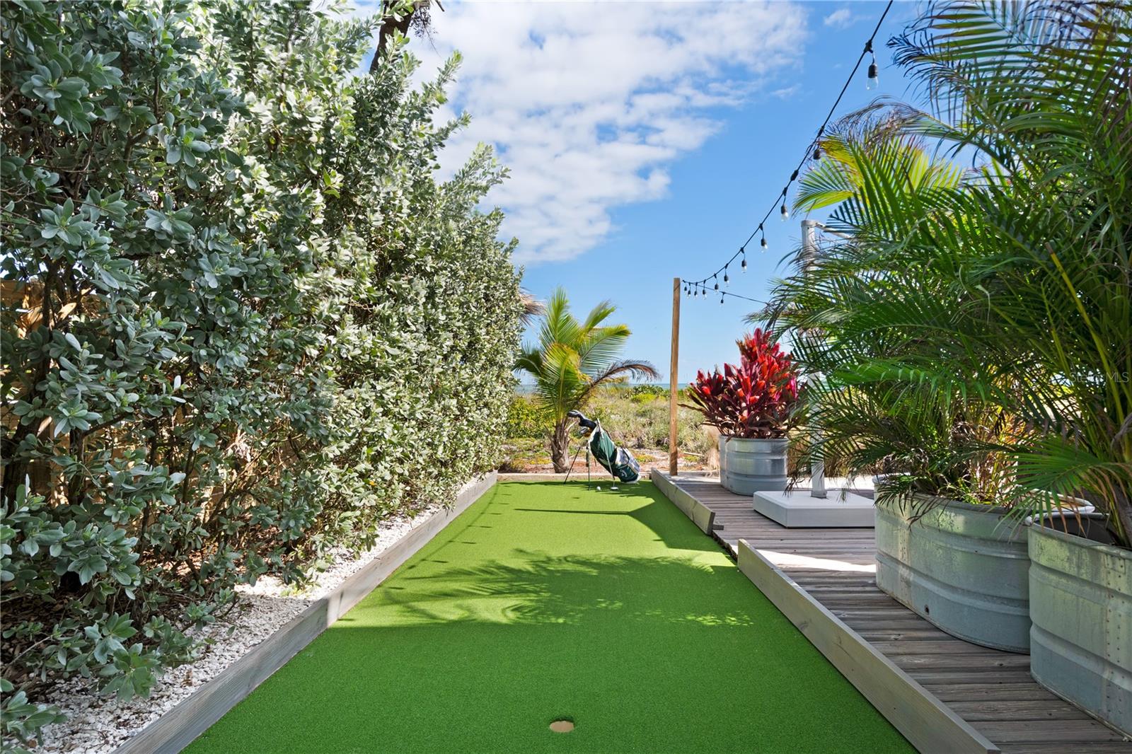 Image 38 of 45 For 2645 Atlantic Avenue