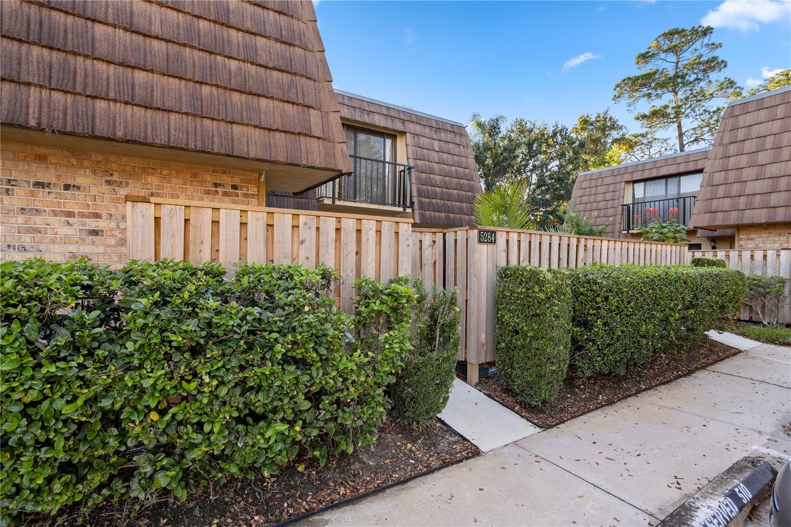 Image 2 of 25 For 5284 Willow Court 508