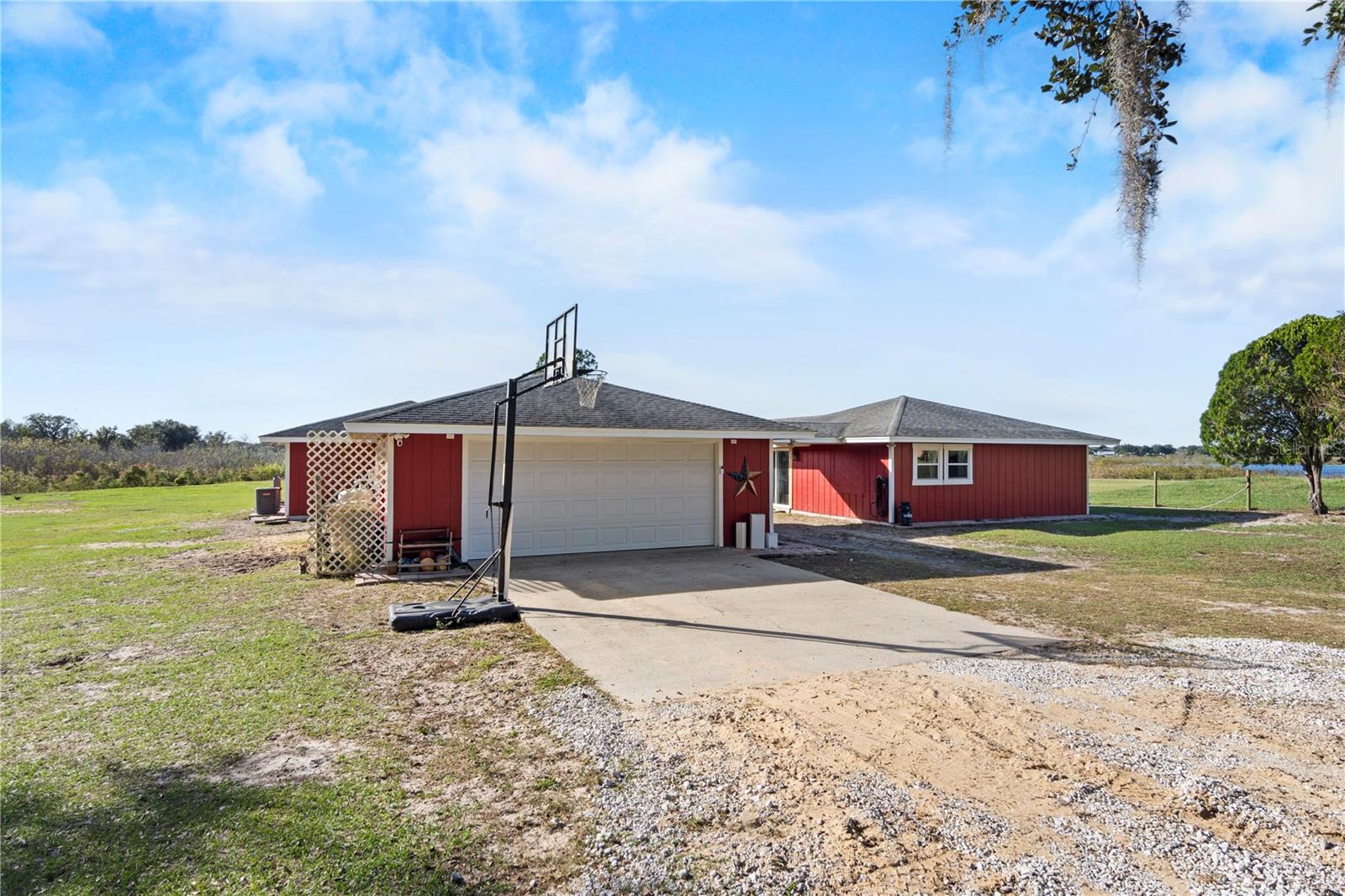 Image 2 of 60 For 15525 Villa City Road