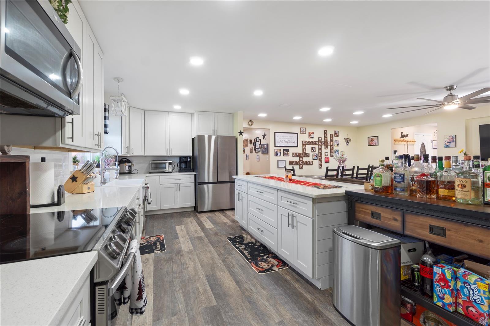 Image 22 of 60 For 15525 Villa City Road