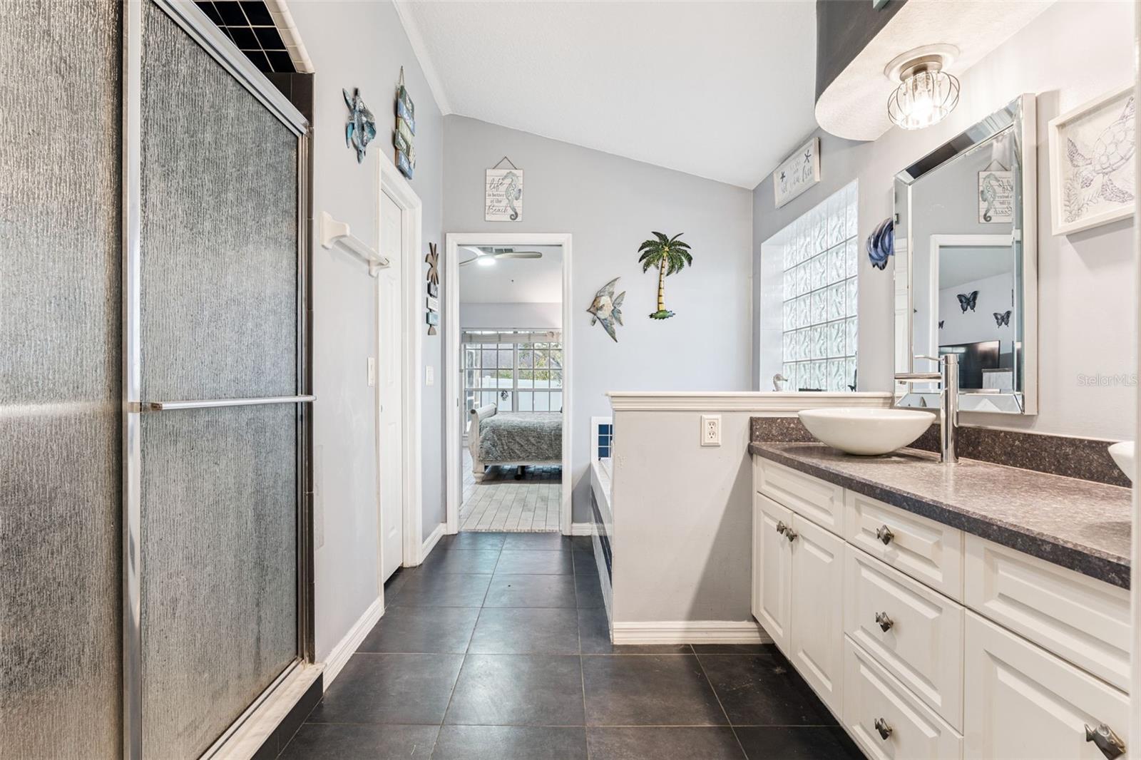 Image 19 of 40 For 500 Blossomwood Drive