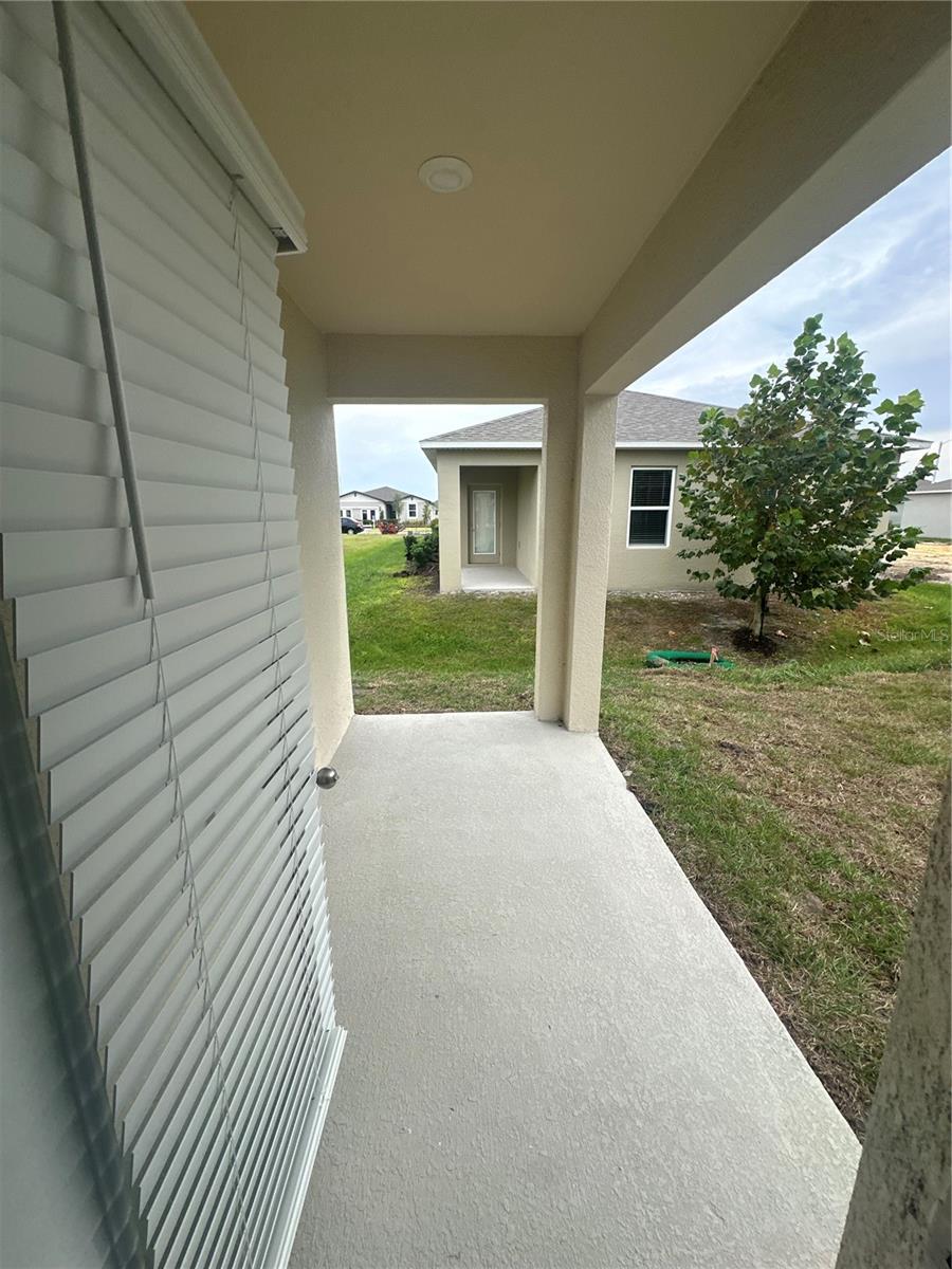 Image 19 of 24 For 4667 Ostero St