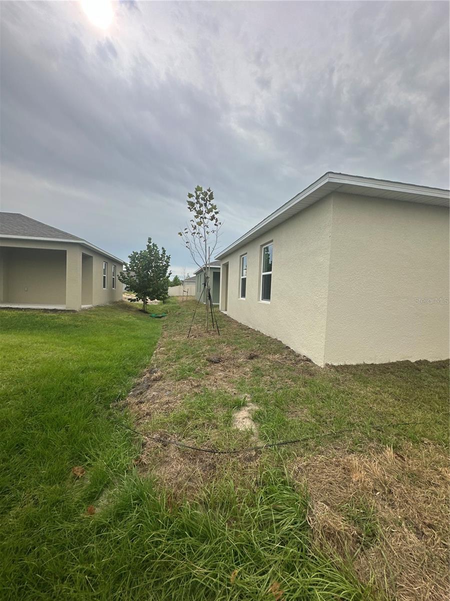 Image 24 of 24 For 4667 Ostero St