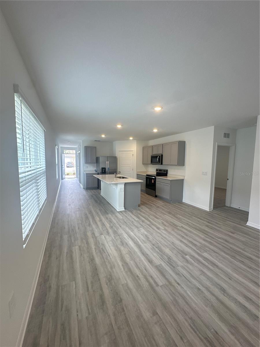 Image 7 of 24 For 4667 Ostero St