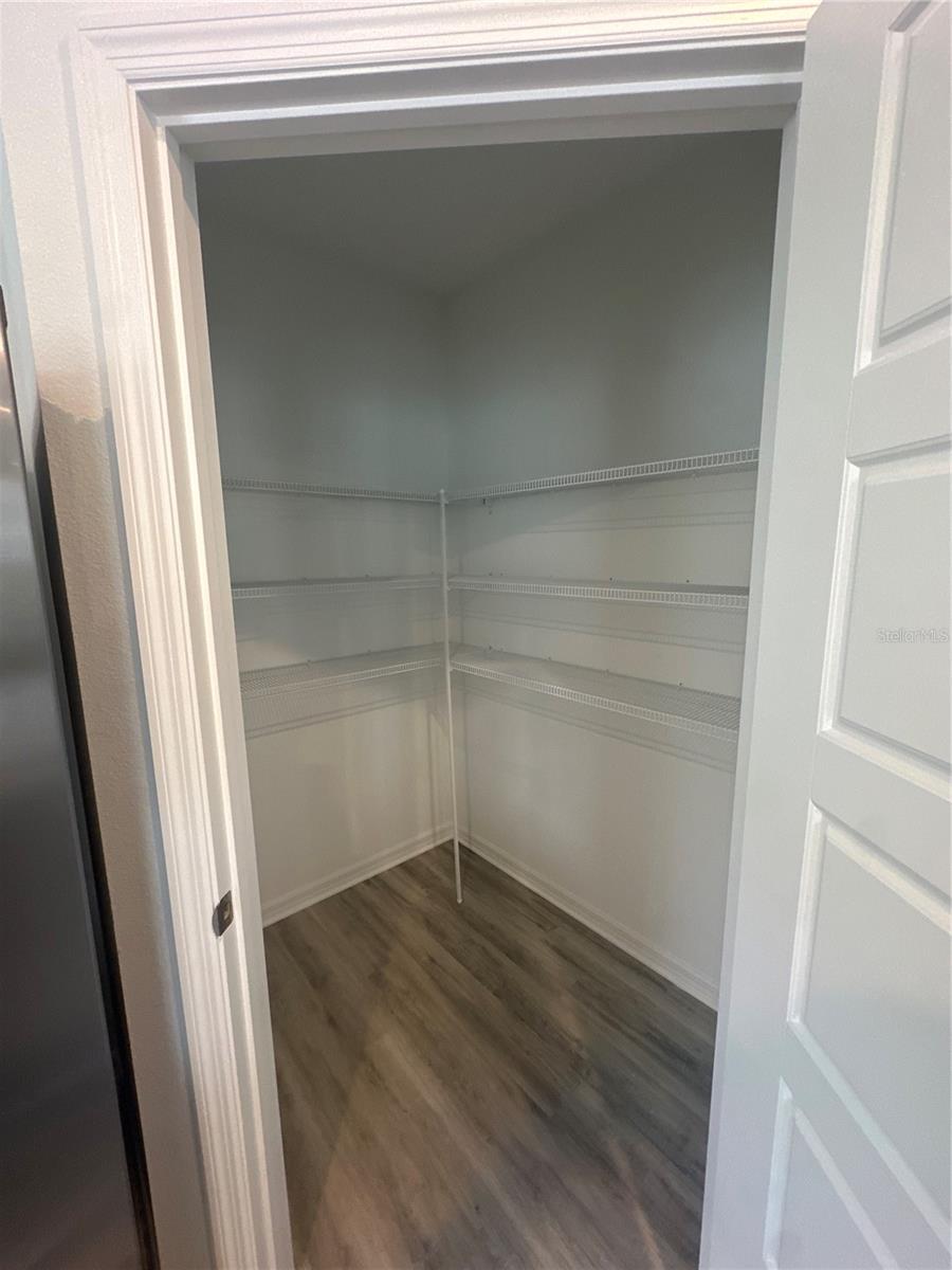 Image 8 of 24 For 4667 Ostero St