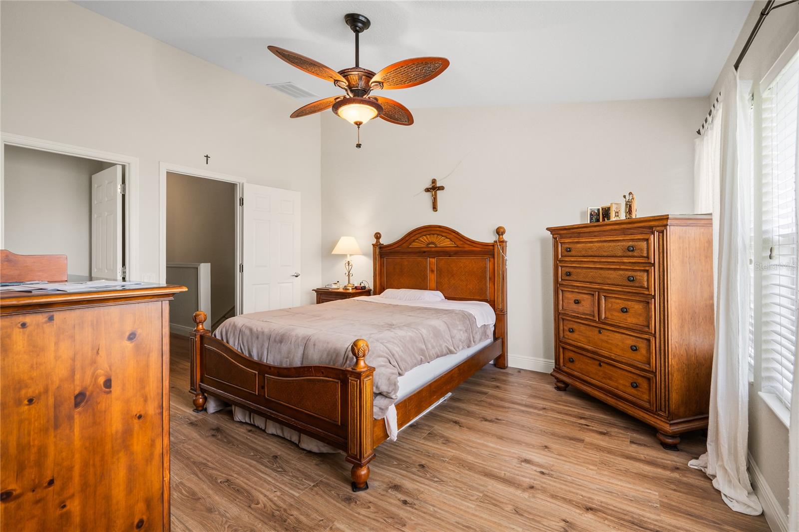 Image 15 of 35 For 1118 Berkman Circle