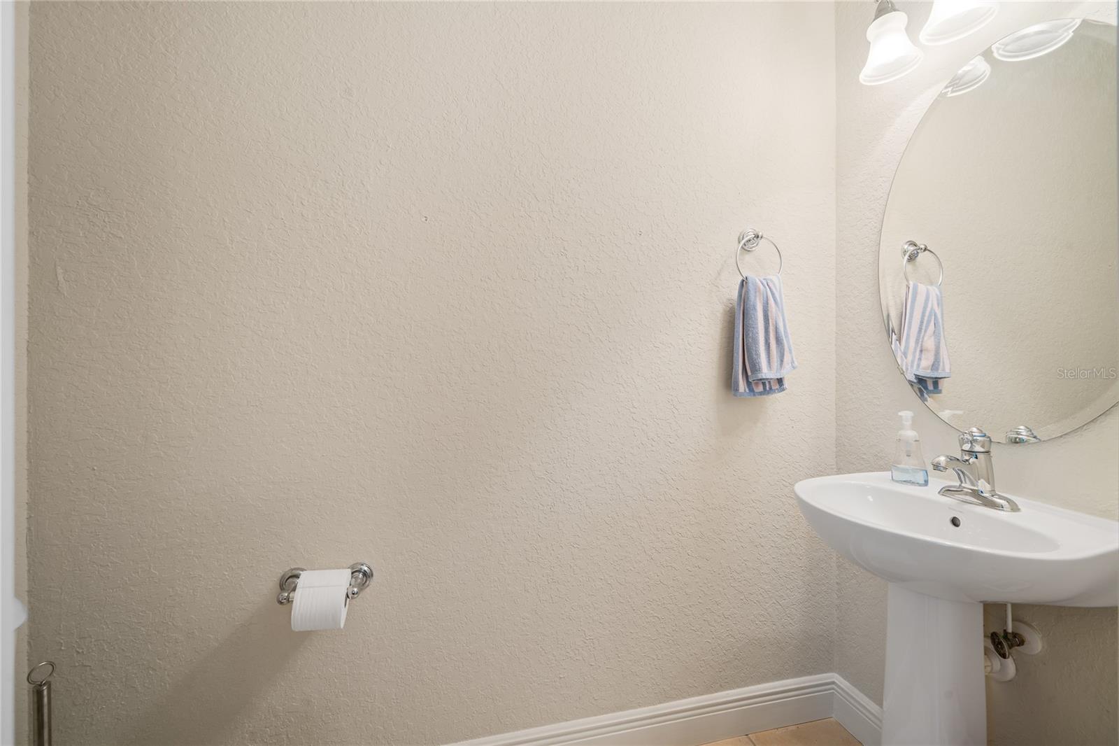 Image 24 of 35 For 1118 Berkman Circle