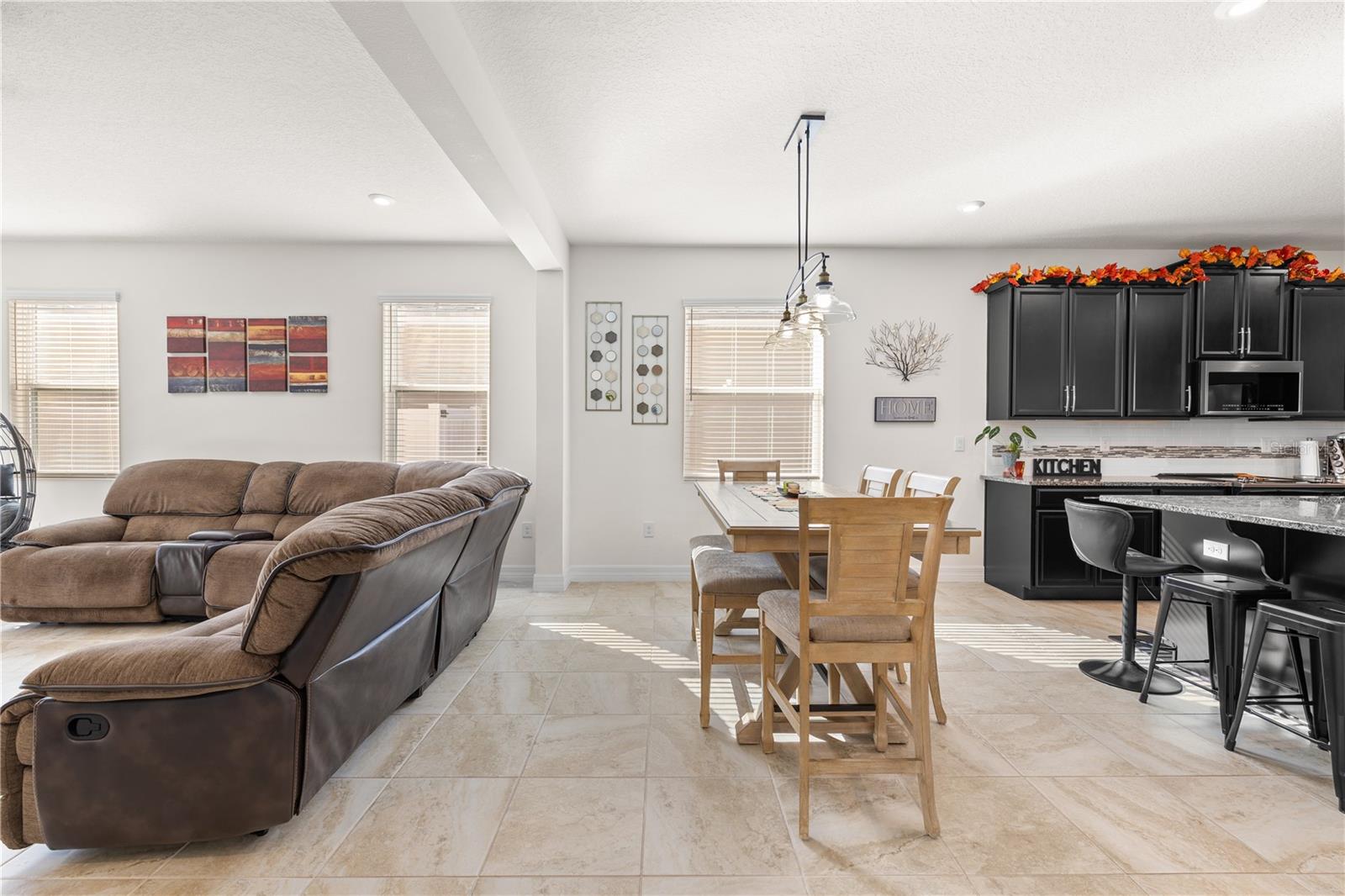 Image 21 of 65 For 2241 Avian Loop