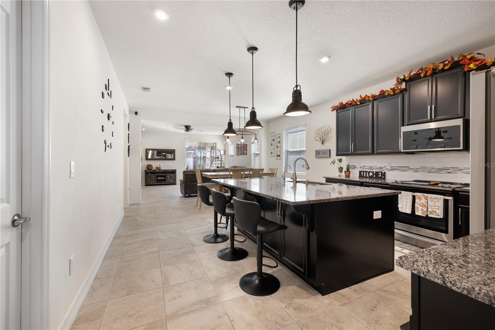 Image 7 of 65 For 2241 Avian Loop