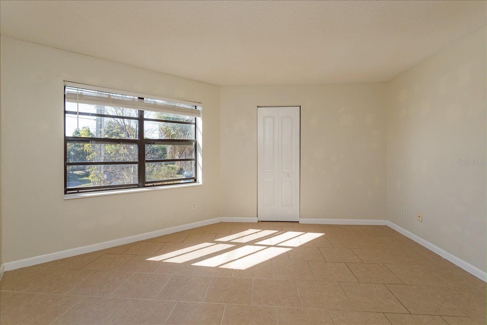 Image 12 of 19 For 4047 Atrium Drive U-7