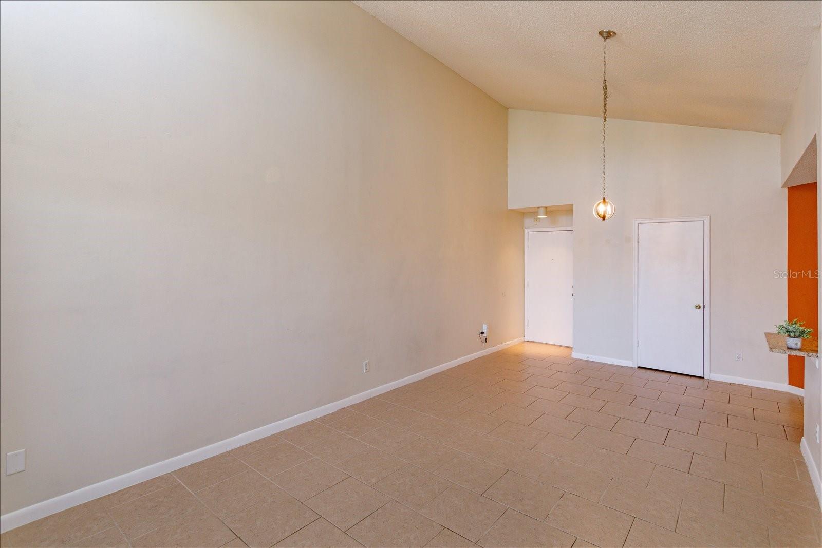 Image 3 of 19 For 4047 Atrium Drive U-7