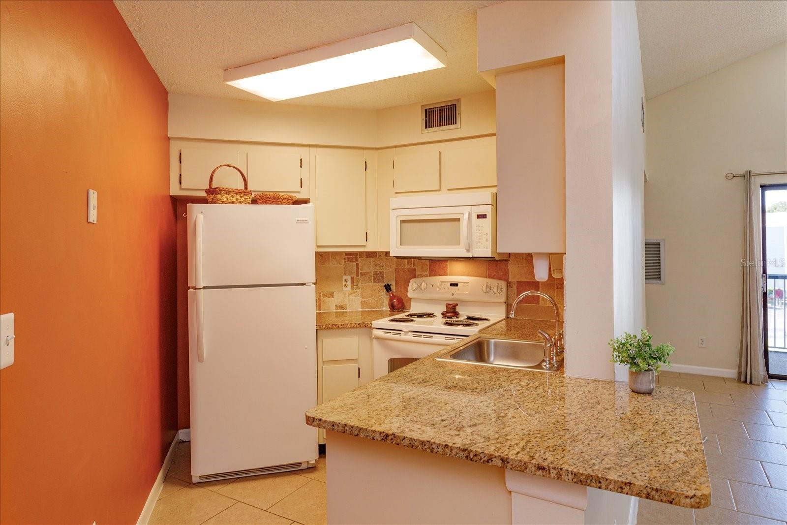 Image 6 of 19 For 4047 Atrium Drive U-7