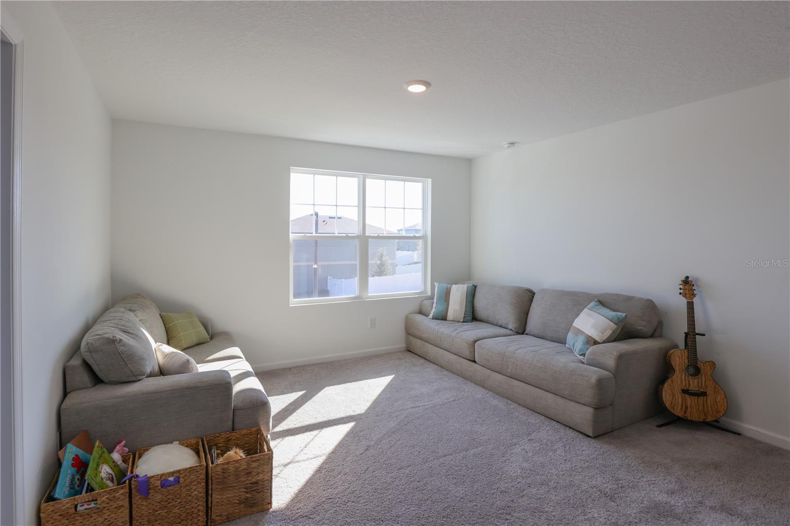 Image 16 of 24 For 2240 Hemingway Circle