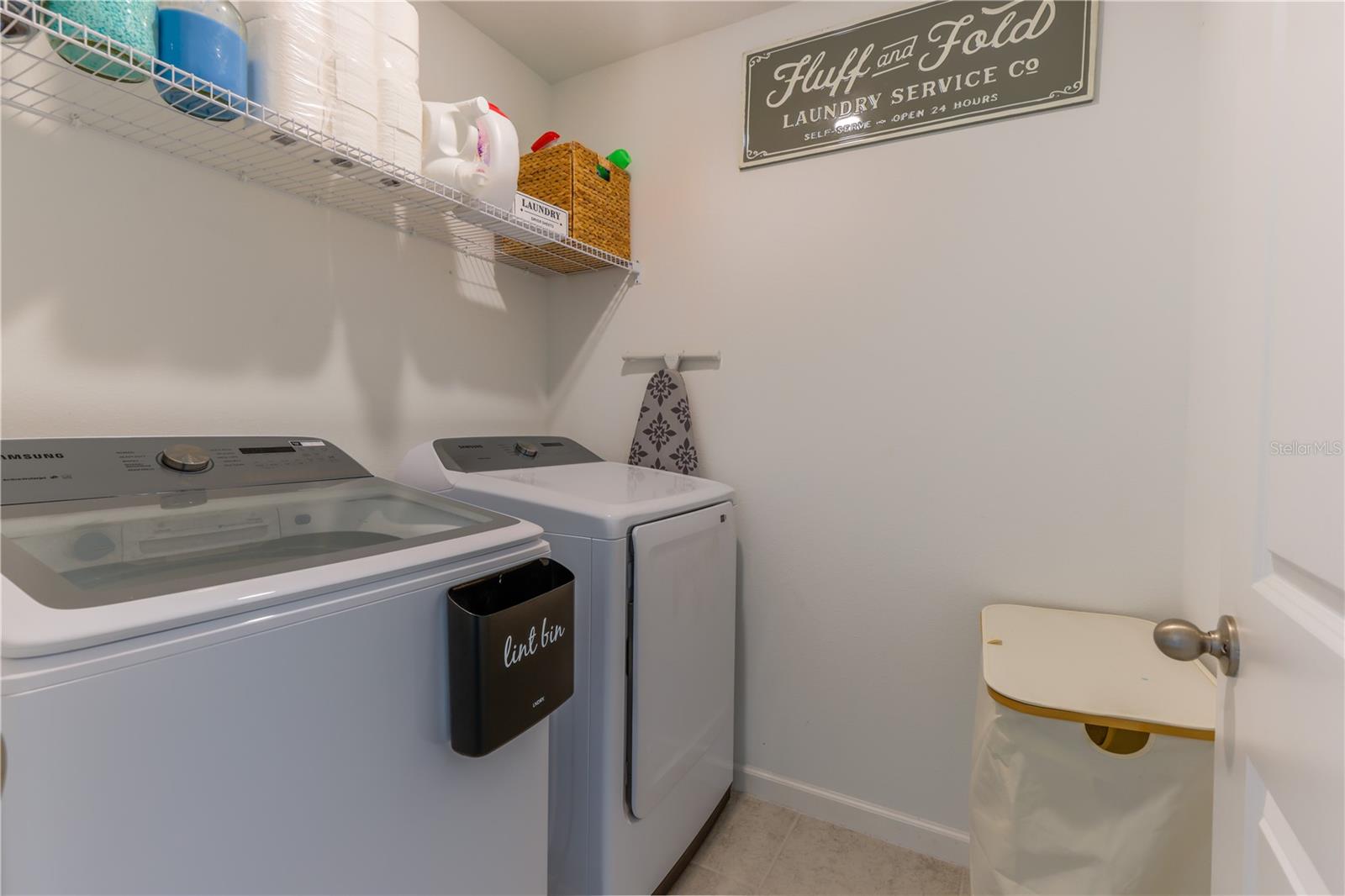 Image 22 of 24 For 2240 Hemingway Circle