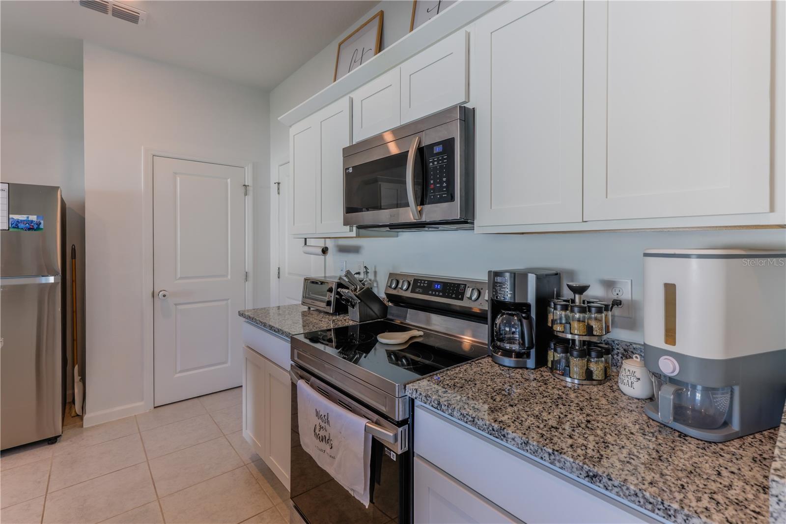 Image 9 of 24 For 2240 Hemingway Circle