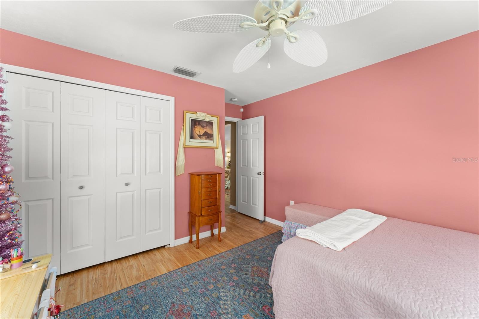 Image 36 of 71 For 22126 Quale Grove Road