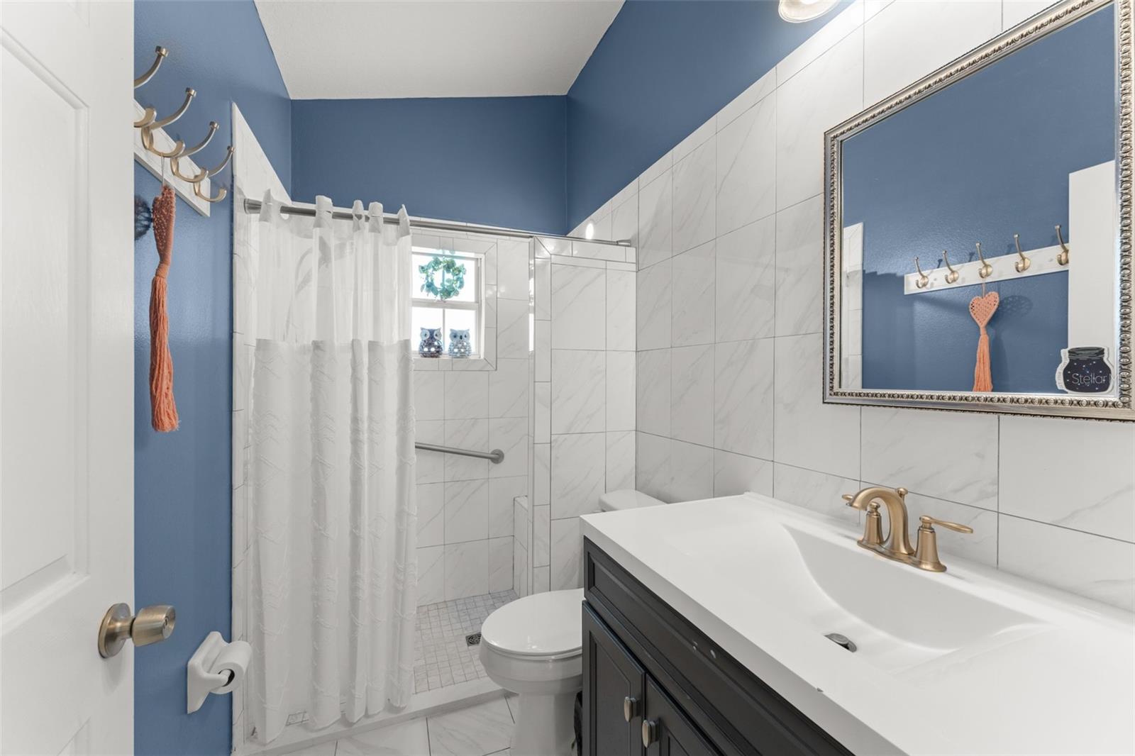 Image 37 of 71 For 22126 Quale Grove Road