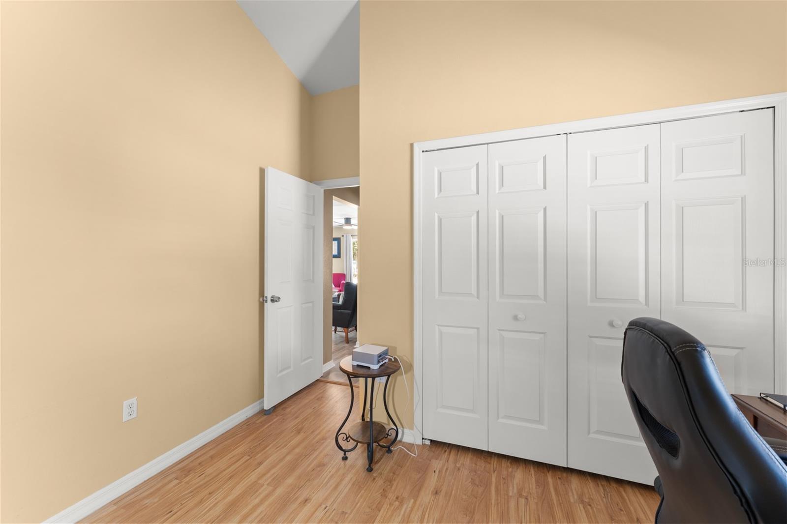 Image 39 of 71 For 22126 Quale Grove Road