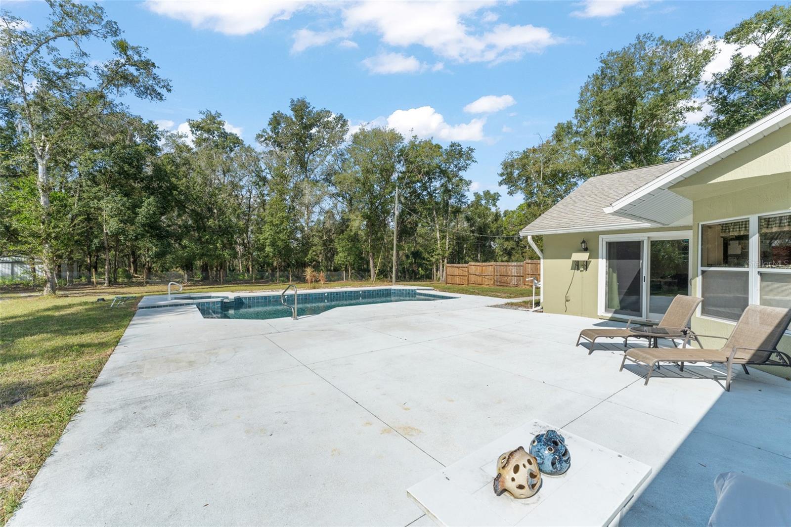 Image 45 of 71 For 22126 Quale Grove Road