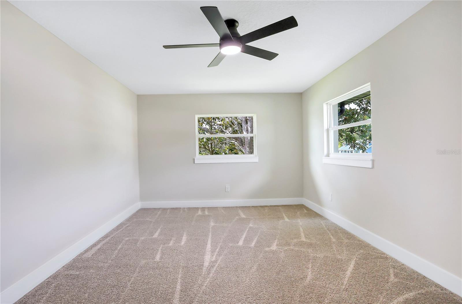 Image 25 of 63 For 40 Laurel Street