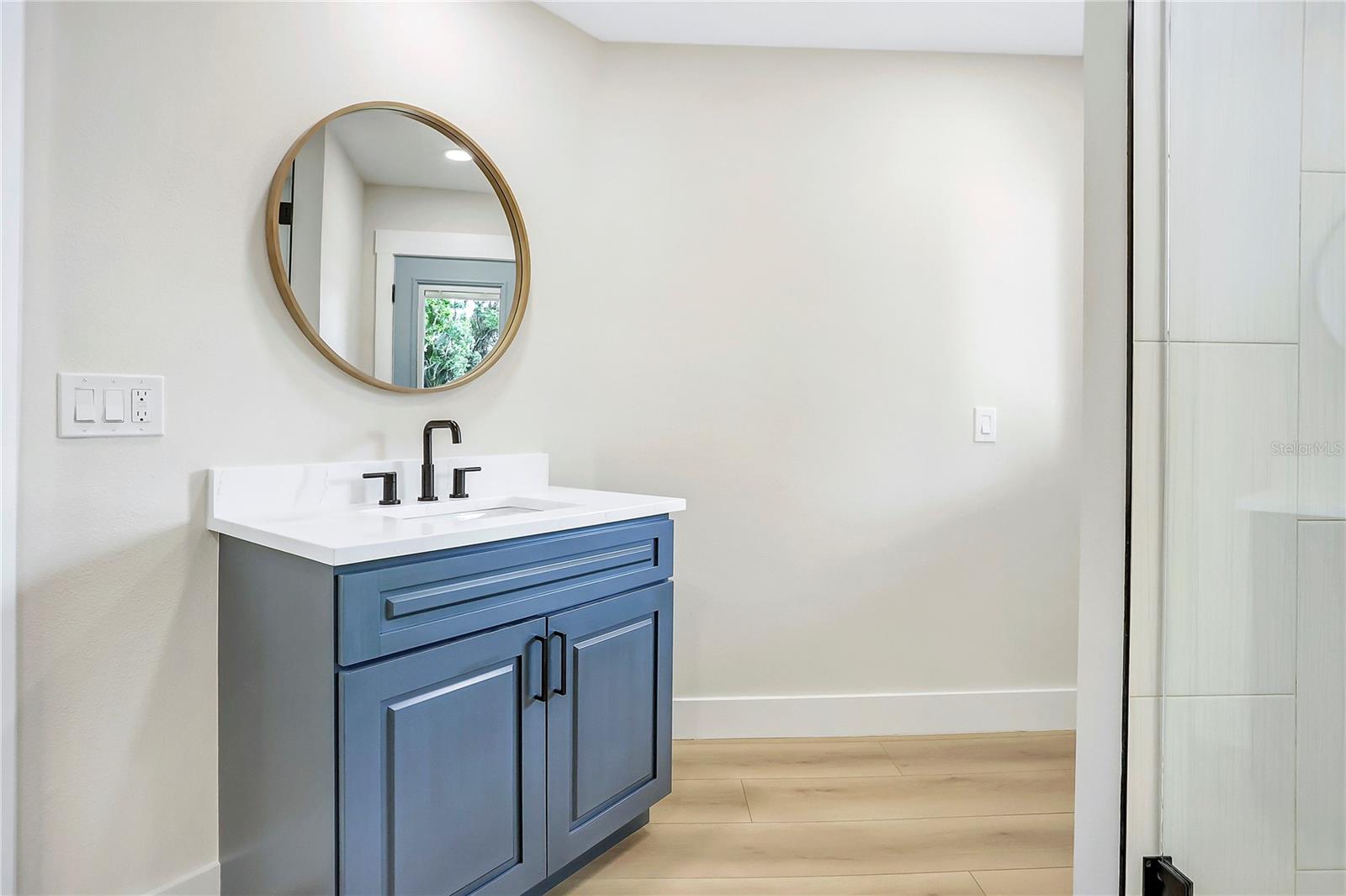 Image 30 of 63 For 40 Laurel Street