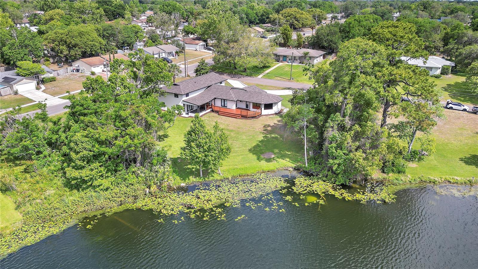 Image 4 of 63 For 40 Laurel Street