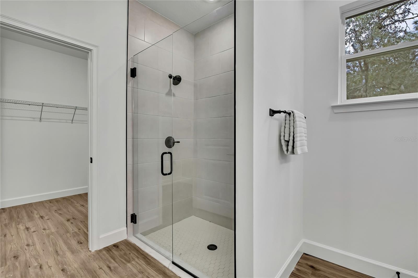 Image 28 of 64 For 16007 Magpie Road