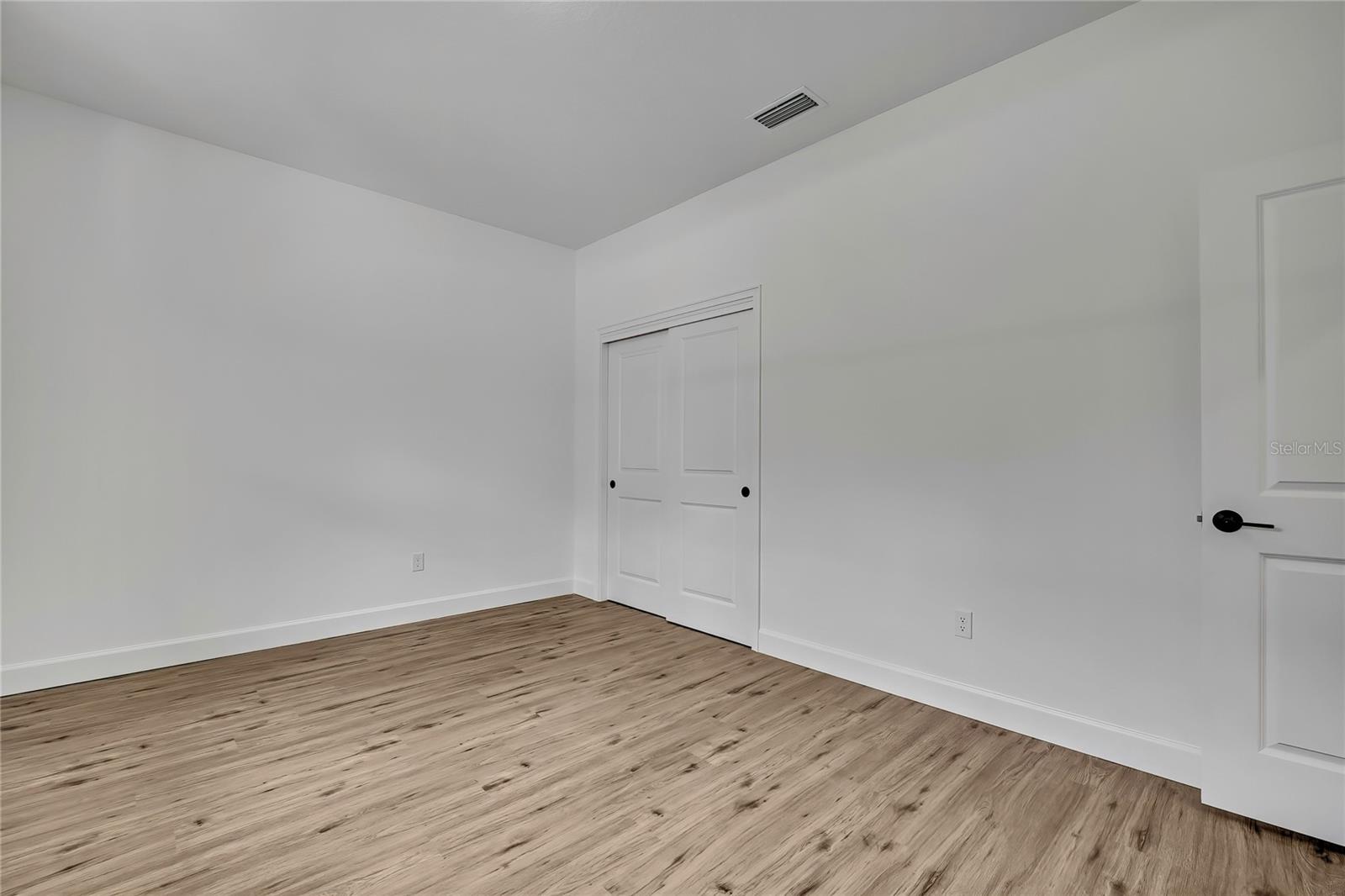 Image 42 of 64 For 16007 Magpie Road