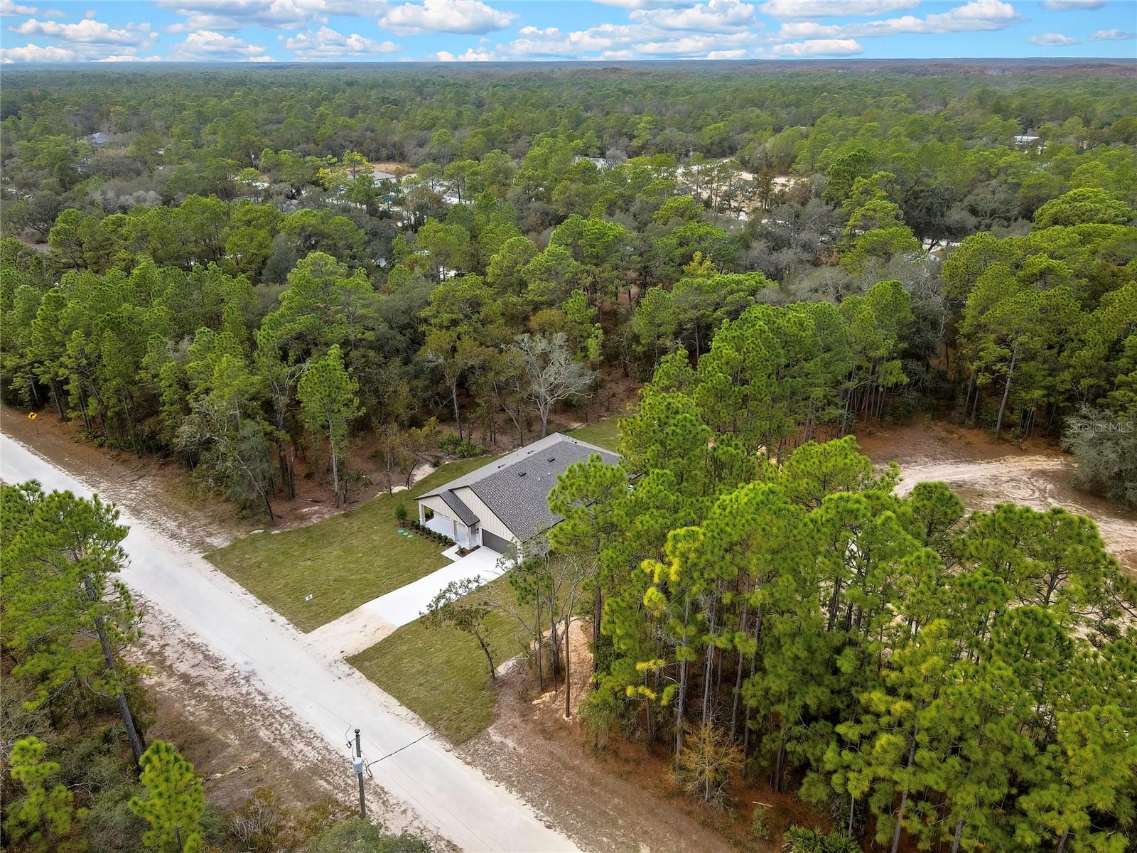 Image 62 of 64 For 16007 Magpie Road