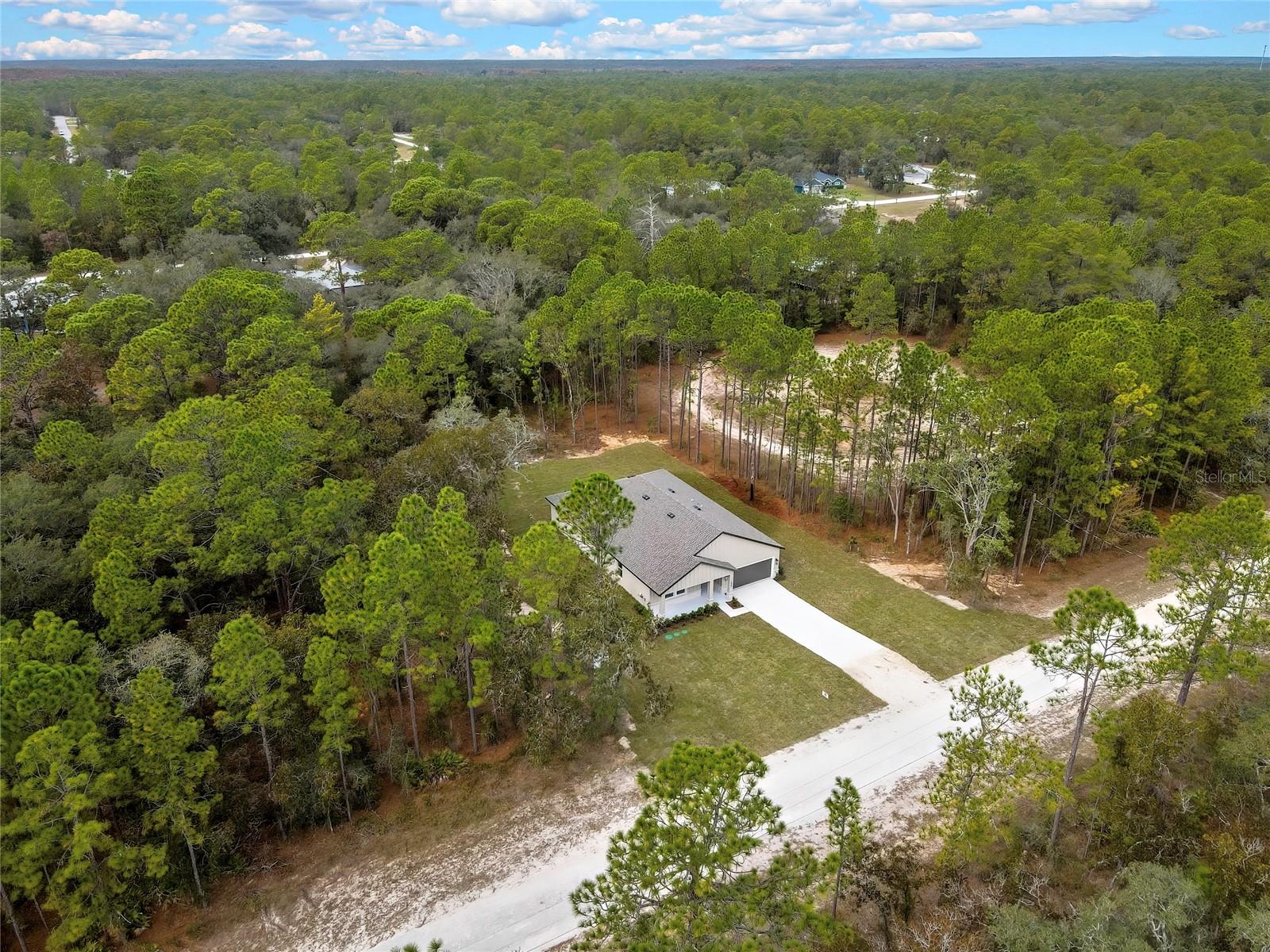 Image 63 of 64 For 16007 Magpie Road