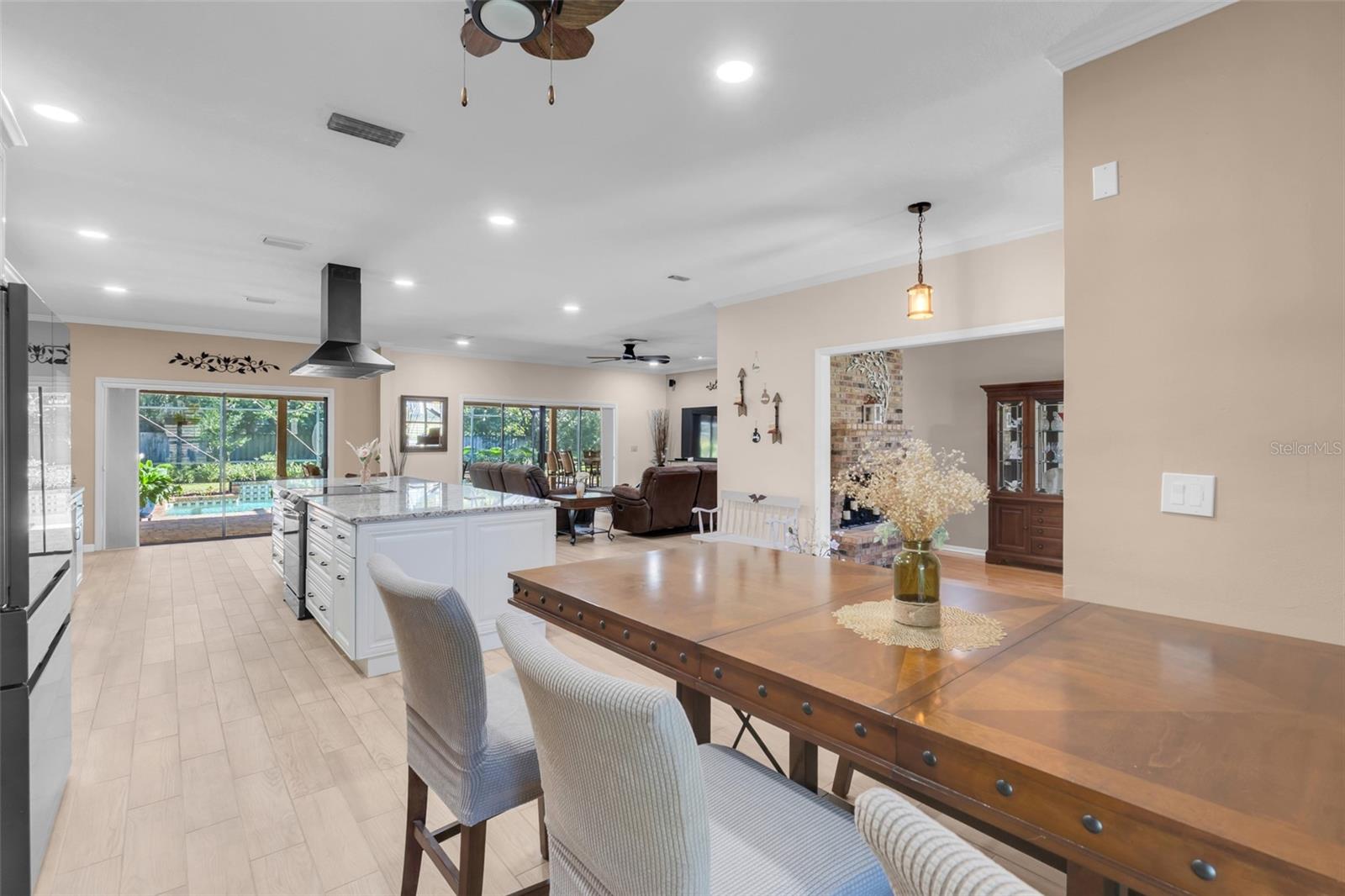 Image 17 of 68 For 2282 Springs Landing Boulevard