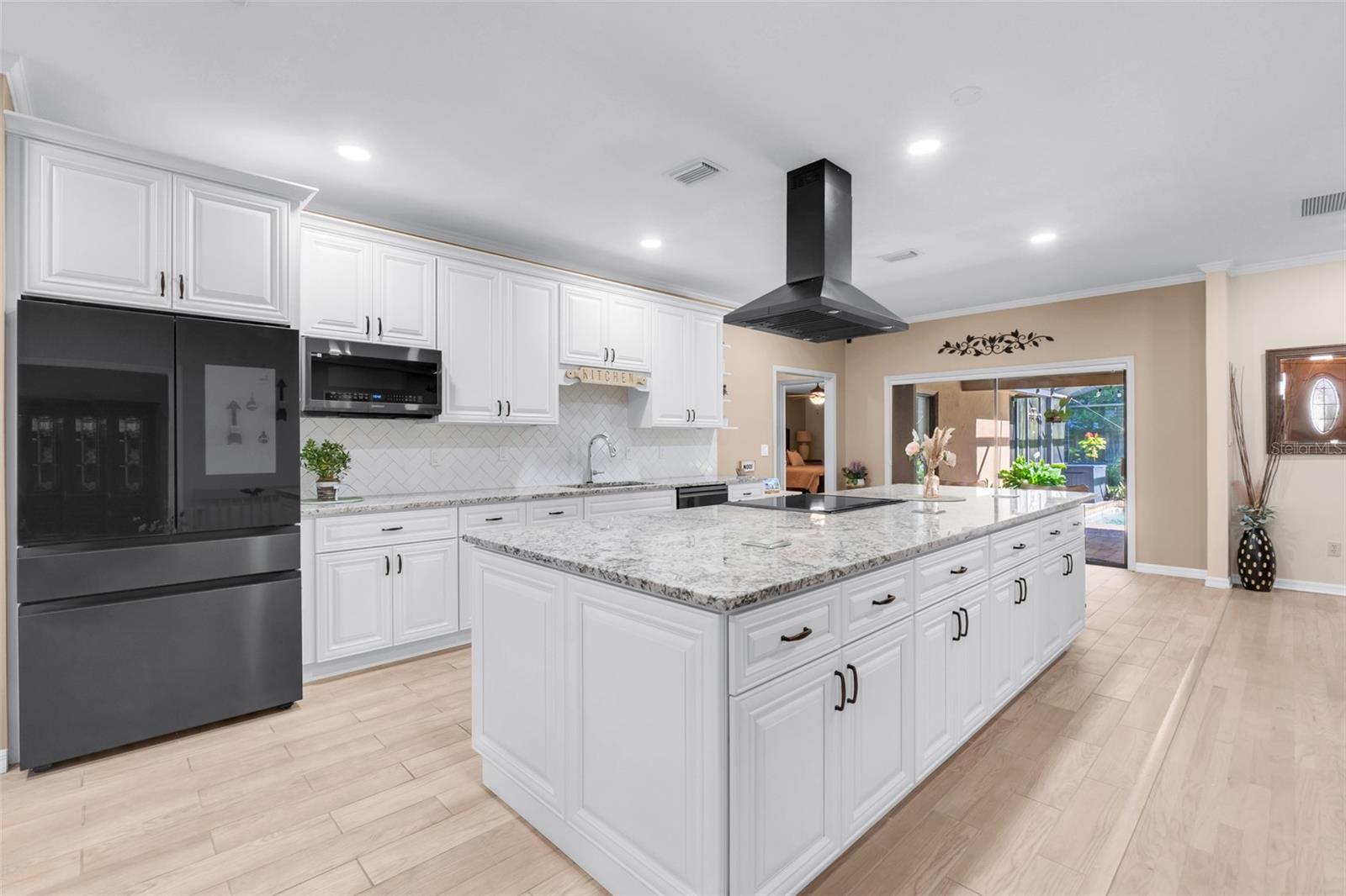 Image 20 of 68 For 2282 Springs Landing Boulevard