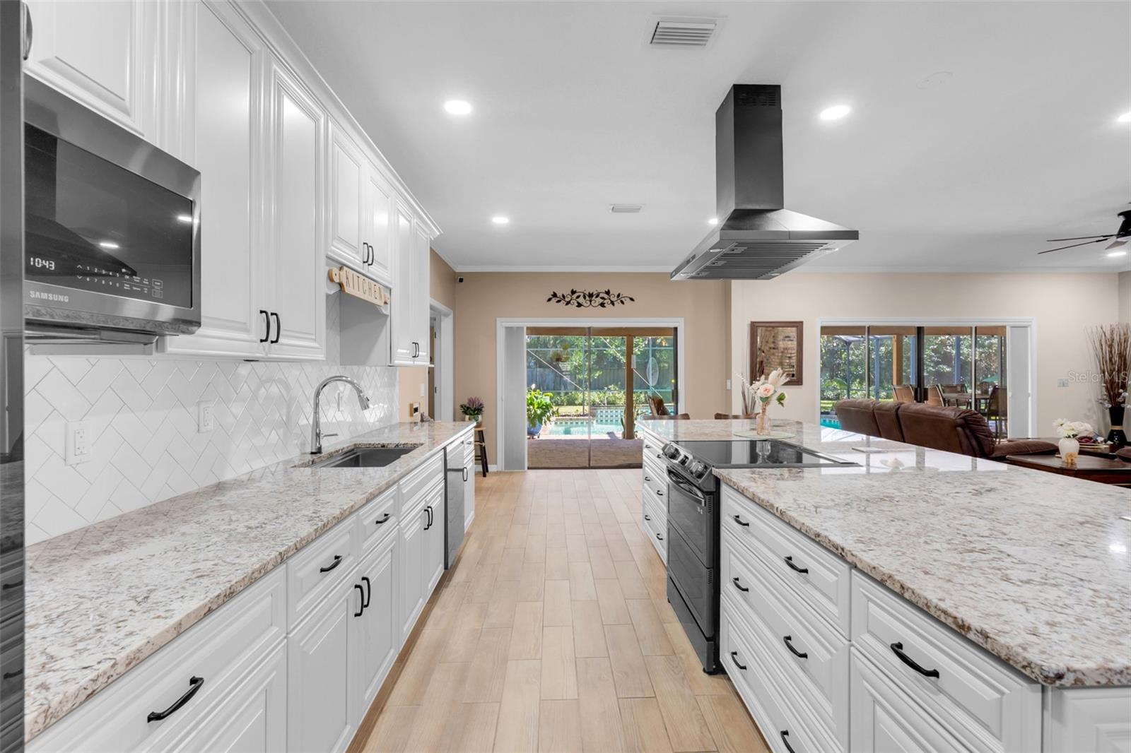 Image 21 of 68 For 2282 Springs Landing Boulevard