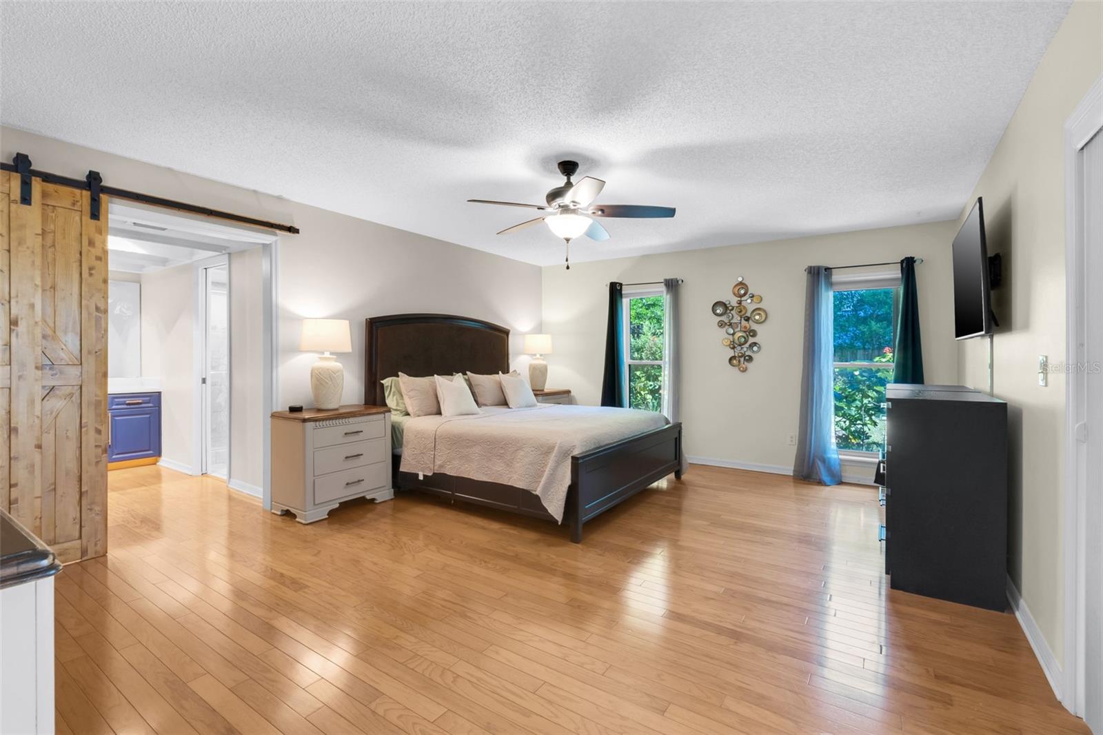 Image 25 of 68 For 2282 Springs Landing Boulevard