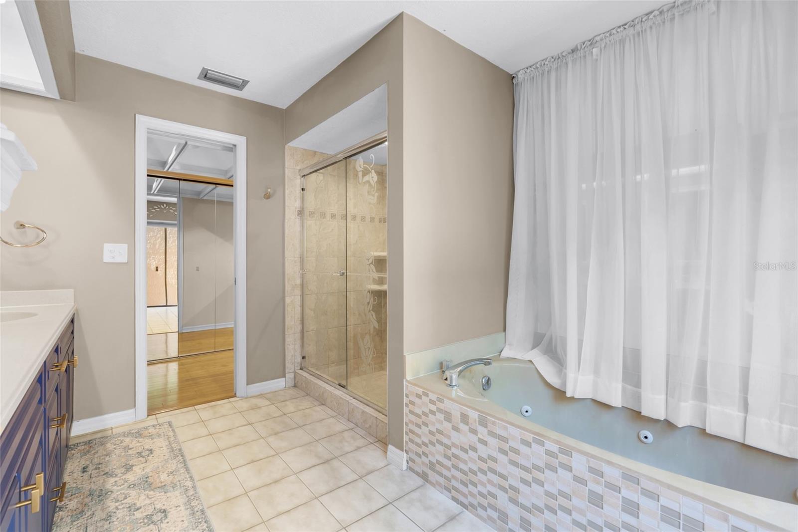 Image 30 of 68 For 2282 Springs Landing Boulevard