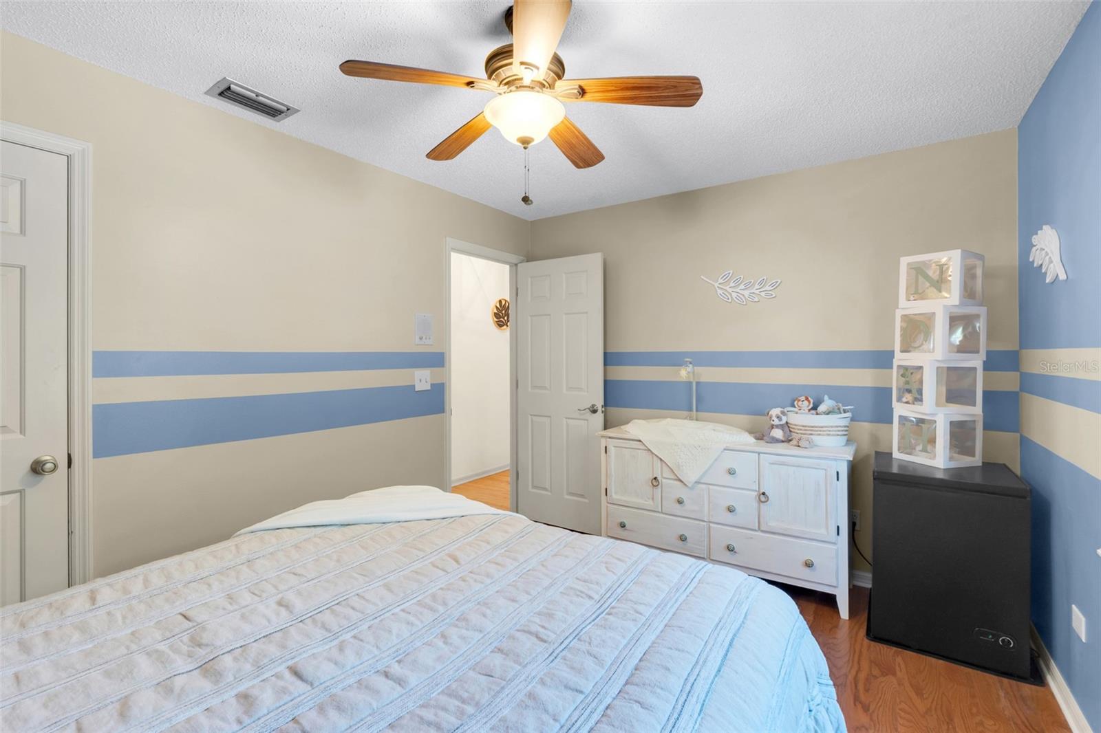 Image 32 of 68 For 2282 Springs Landing Boulevard