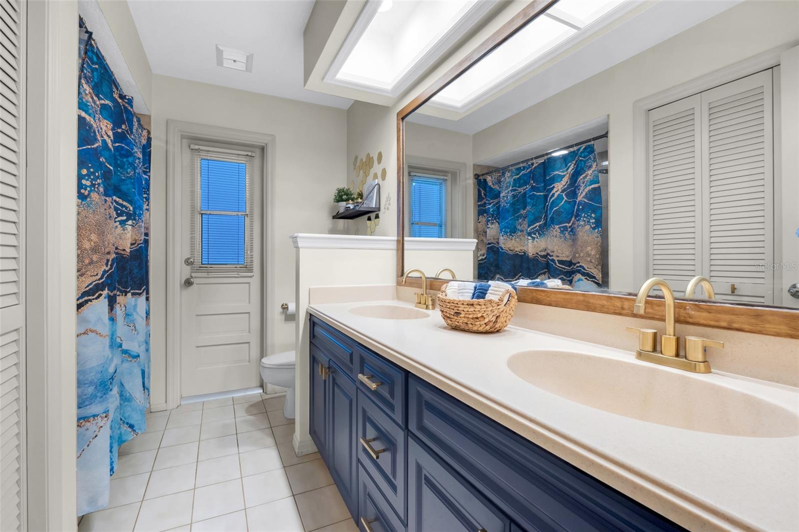 Image 37 of 68 For 2282 Springs Landing Boulevard