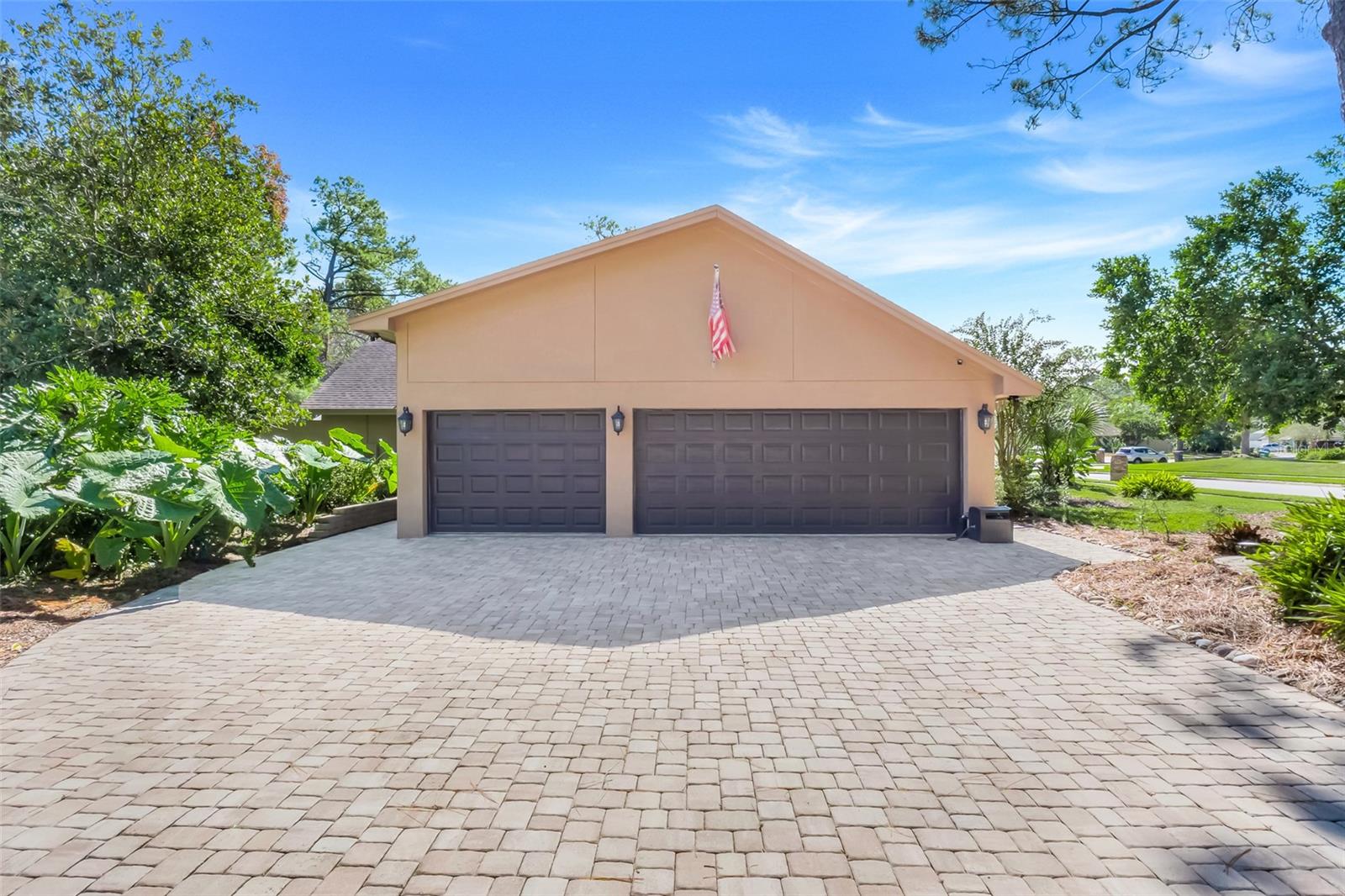 Image 5 of 68 For 2282 Springs Landing Boulevard